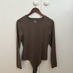 nuuds mocha crew neck long sleeve Bodysuit